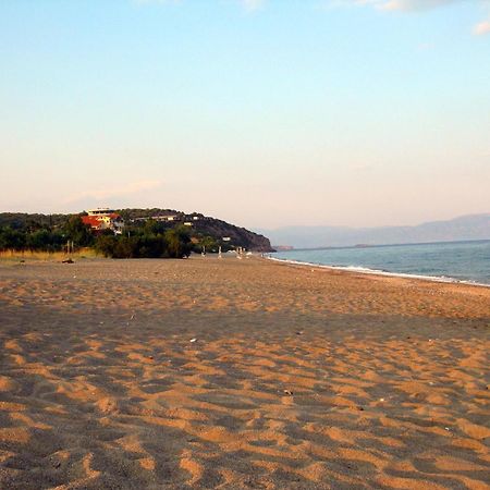 Aktaion Resort Гітіо Екстер'єр фото